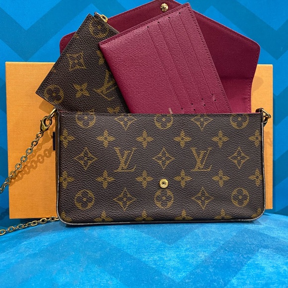 Louis Vuitton Felicie Gold chain clutch purse - Picture 1 of 10